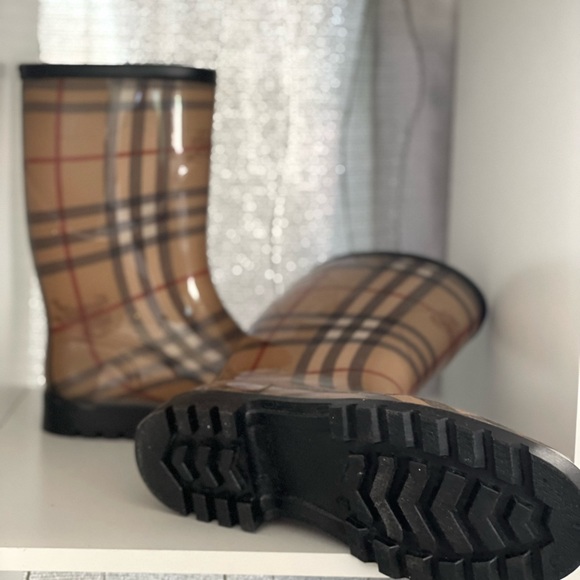 Burberry Rain-boots - Picture 1 of 4